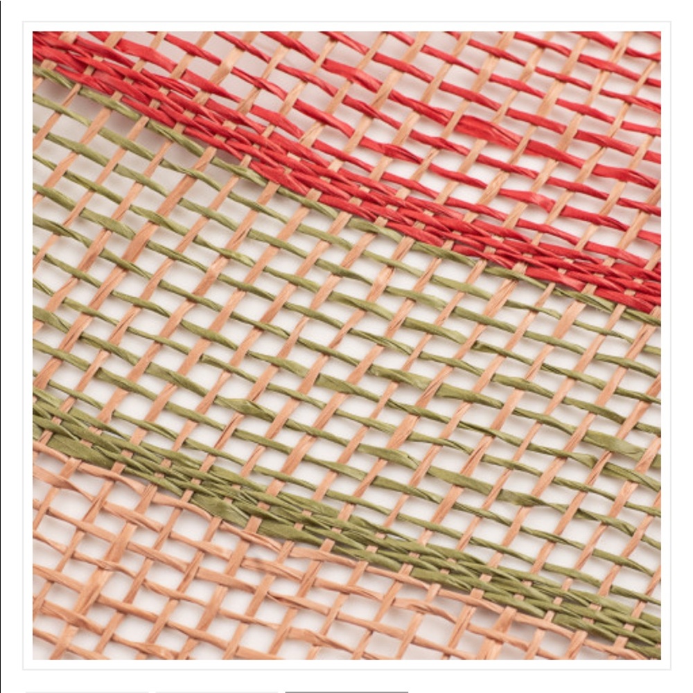 BURLAP - Picture 3 of 5